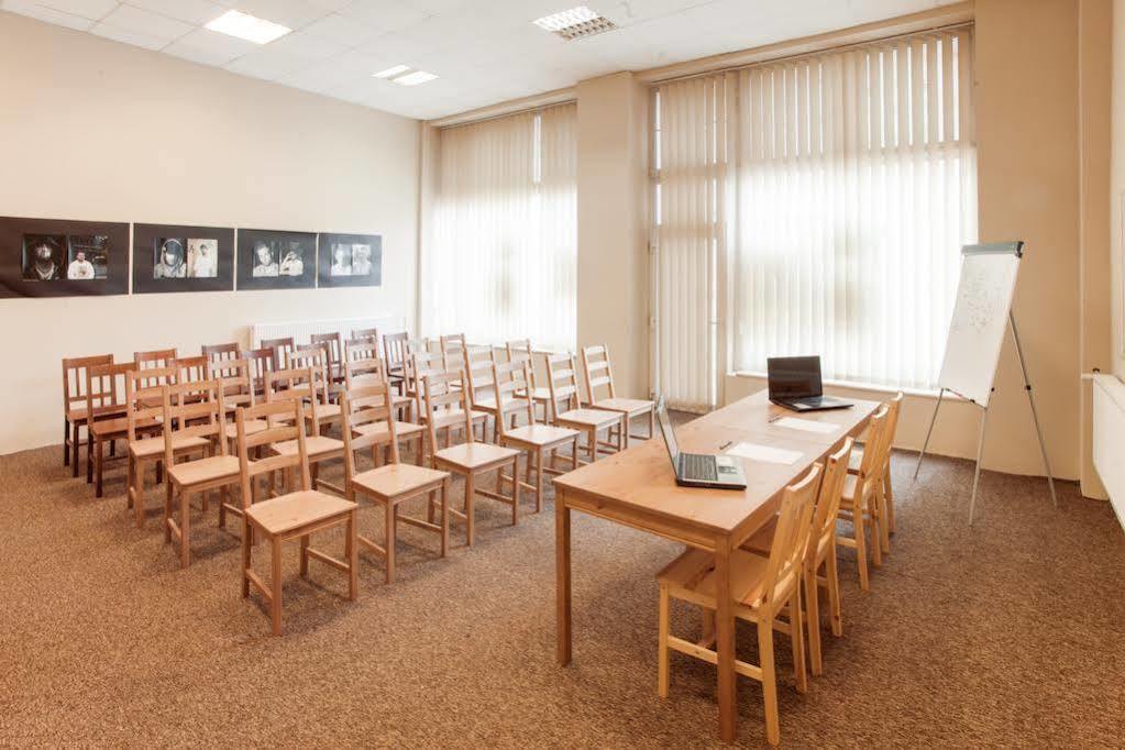 Cynamon Hostel Łódź Zewnętrze zdjęcie